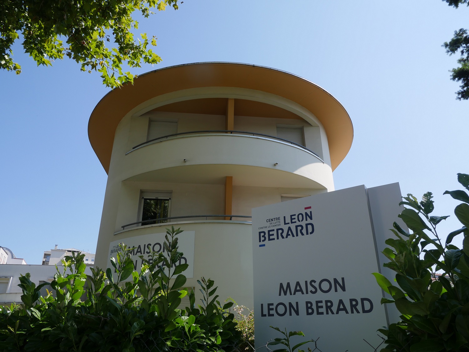 maison leon berard