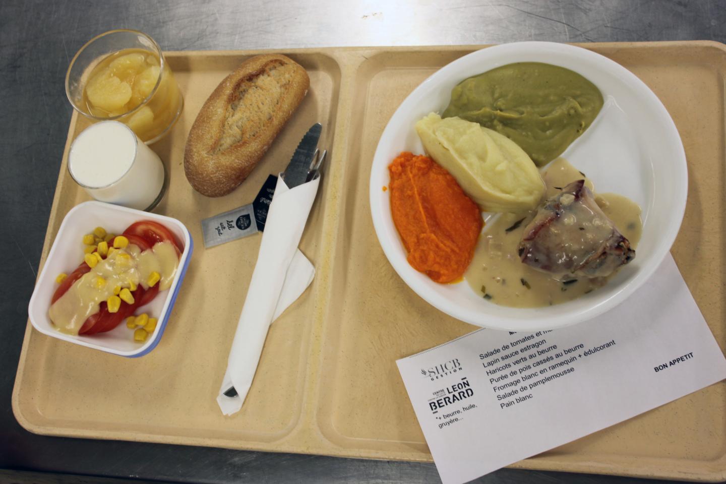 plateau-repas-enfant-hopital