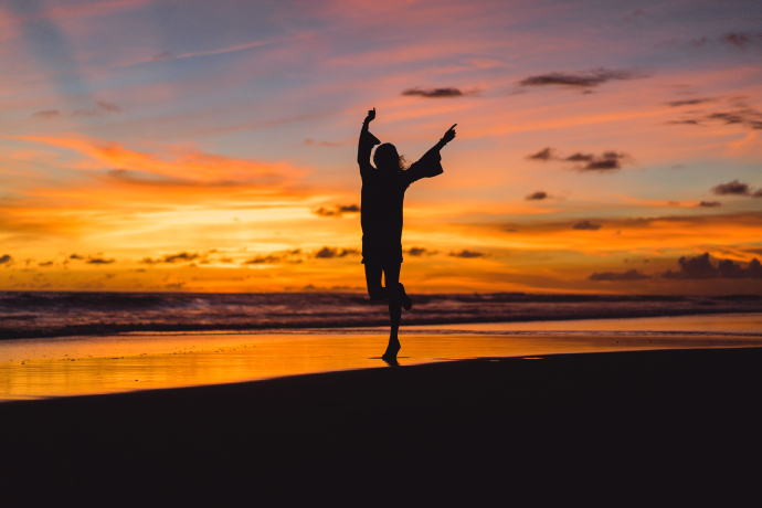 coucher de soleil femme